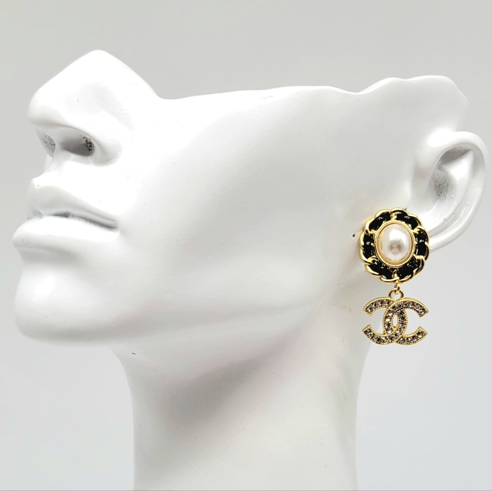 Authentic Chanel 21A Pearl CC Earrings, Chanel Leather Earrings, Crystal Logo